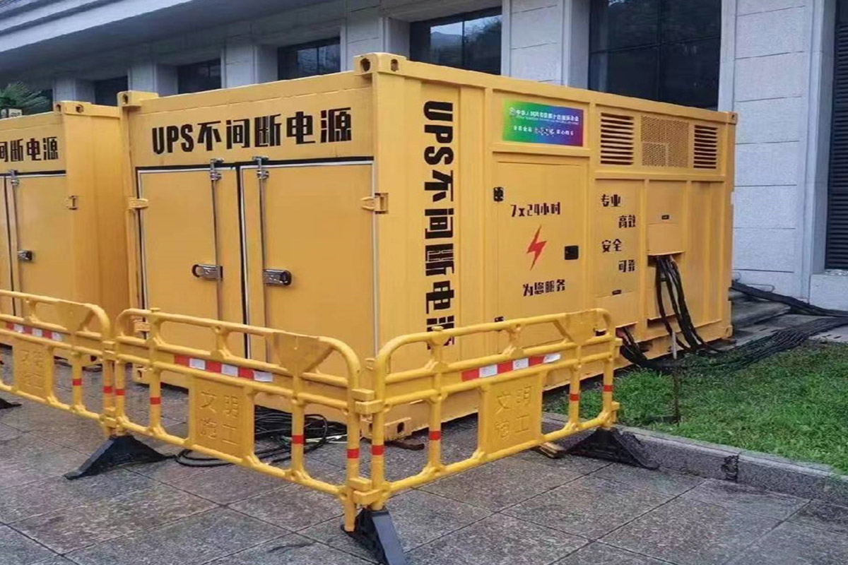 中沙发电机租赁施工现场